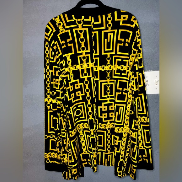 ~Cardigan ~ designer print ~ size L - Picture 5 of 6